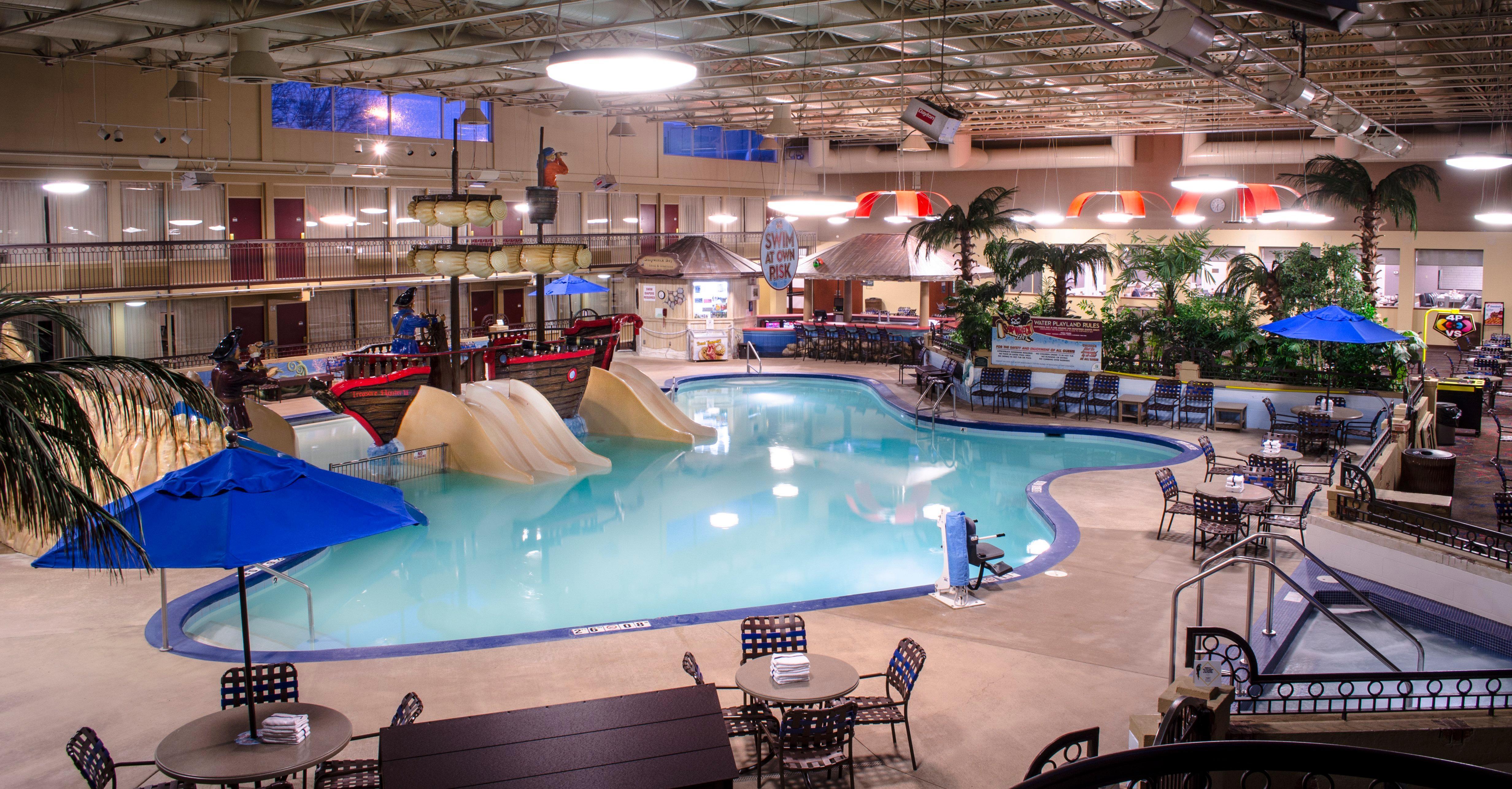Holiday Inn Fargo By Ihg Exterior photo