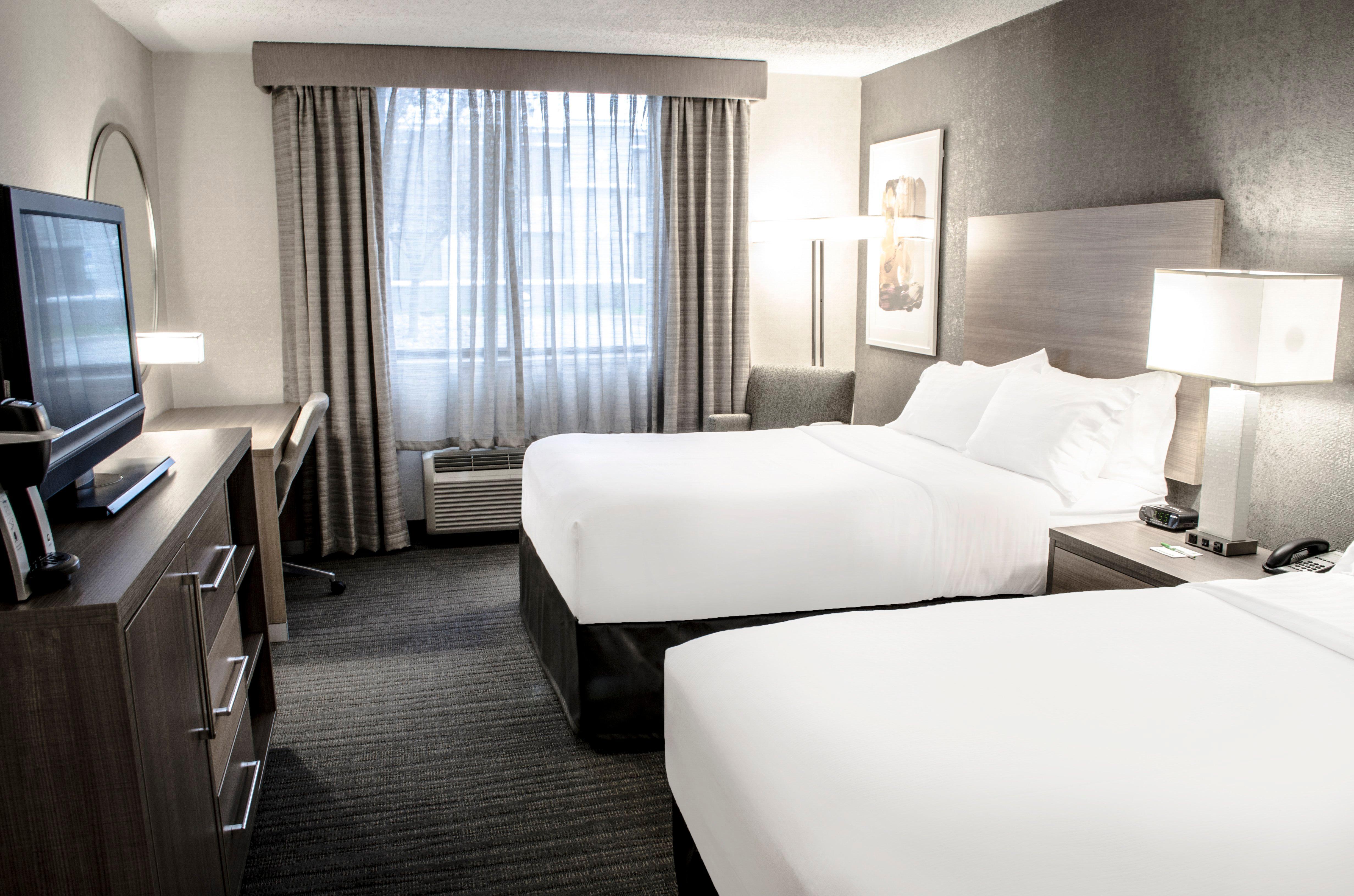 Holiday Inn Fargo By Ihg Exterior photo