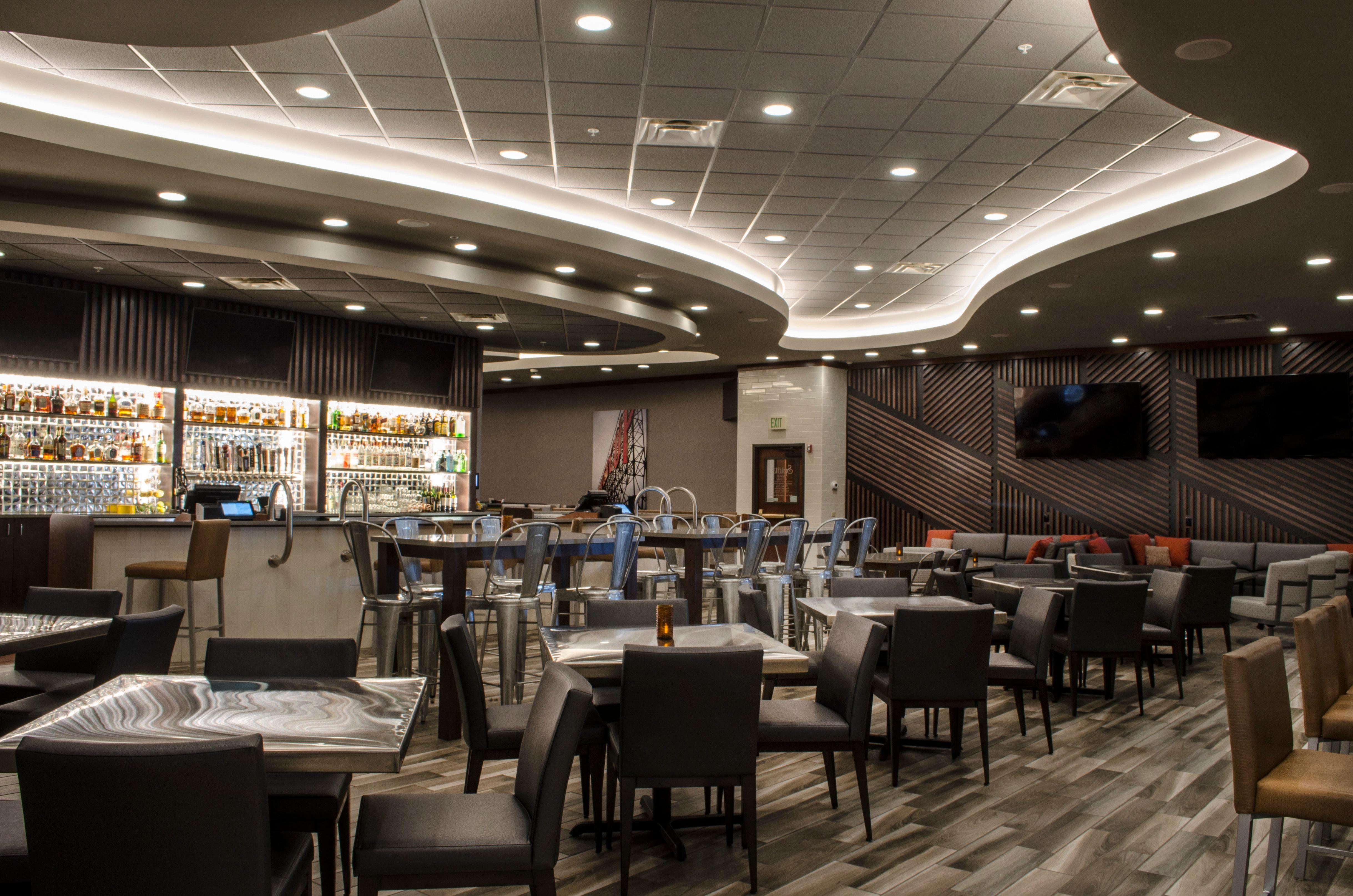 Holiday Inn Fargo By Ihg Exterior photo